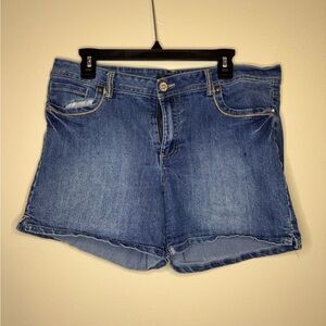 Baccini Embellished Denim Shorts Size 14 | Stretch Jean Shorts